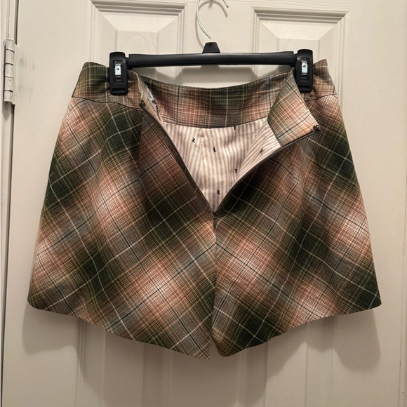 L.A.M.B. Plaid Shorts - Picture 8 of 9